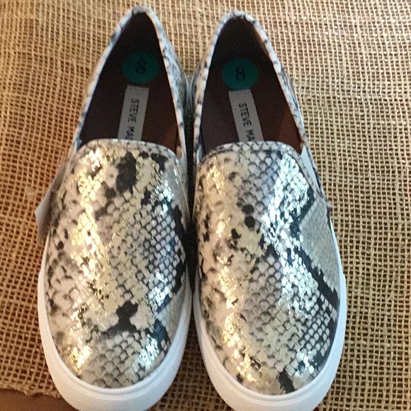 Steve Madden slip on shoes NWT - Picture 2 of 7